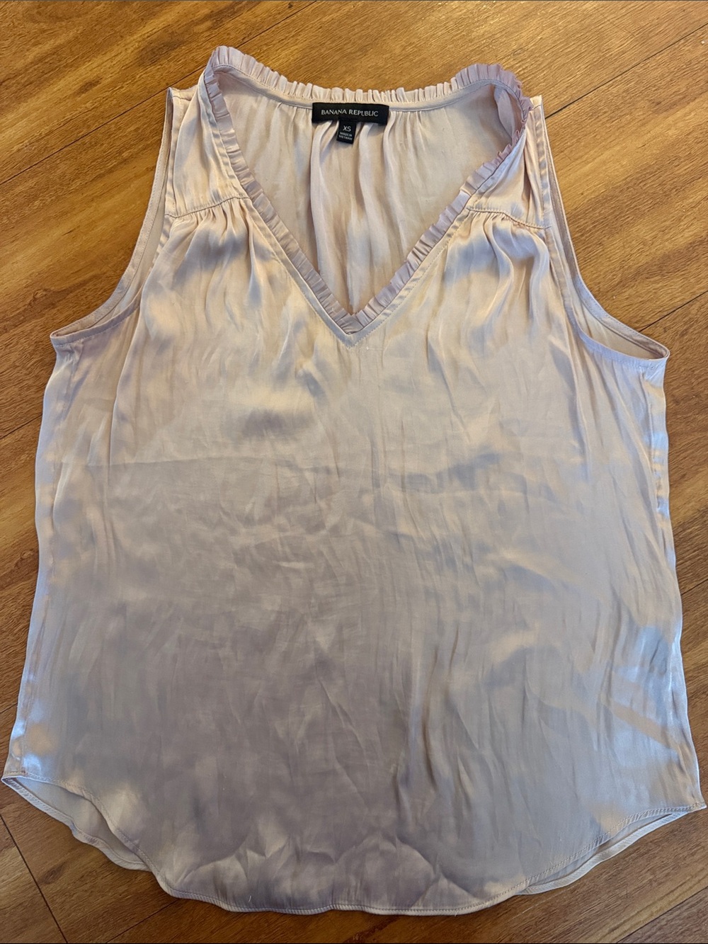 Banana Republic Light Pink V-Neck Satin Ruffle Trim Tank